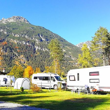 Camping Lechtal Hotel Vorderhornbach Exterior photo