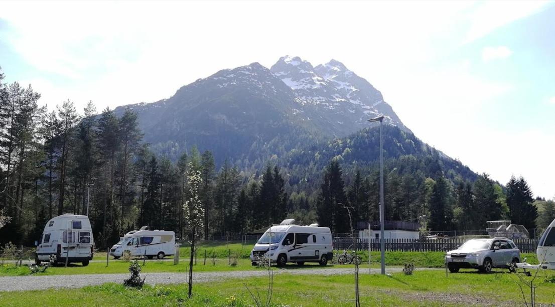 Camping Lechtal Hotel Vorderhornbach Exterior photo