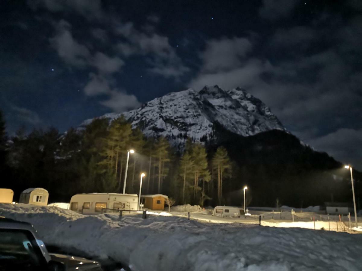 Camping Lechtal Hotel Vorderhornbach Exterior photo