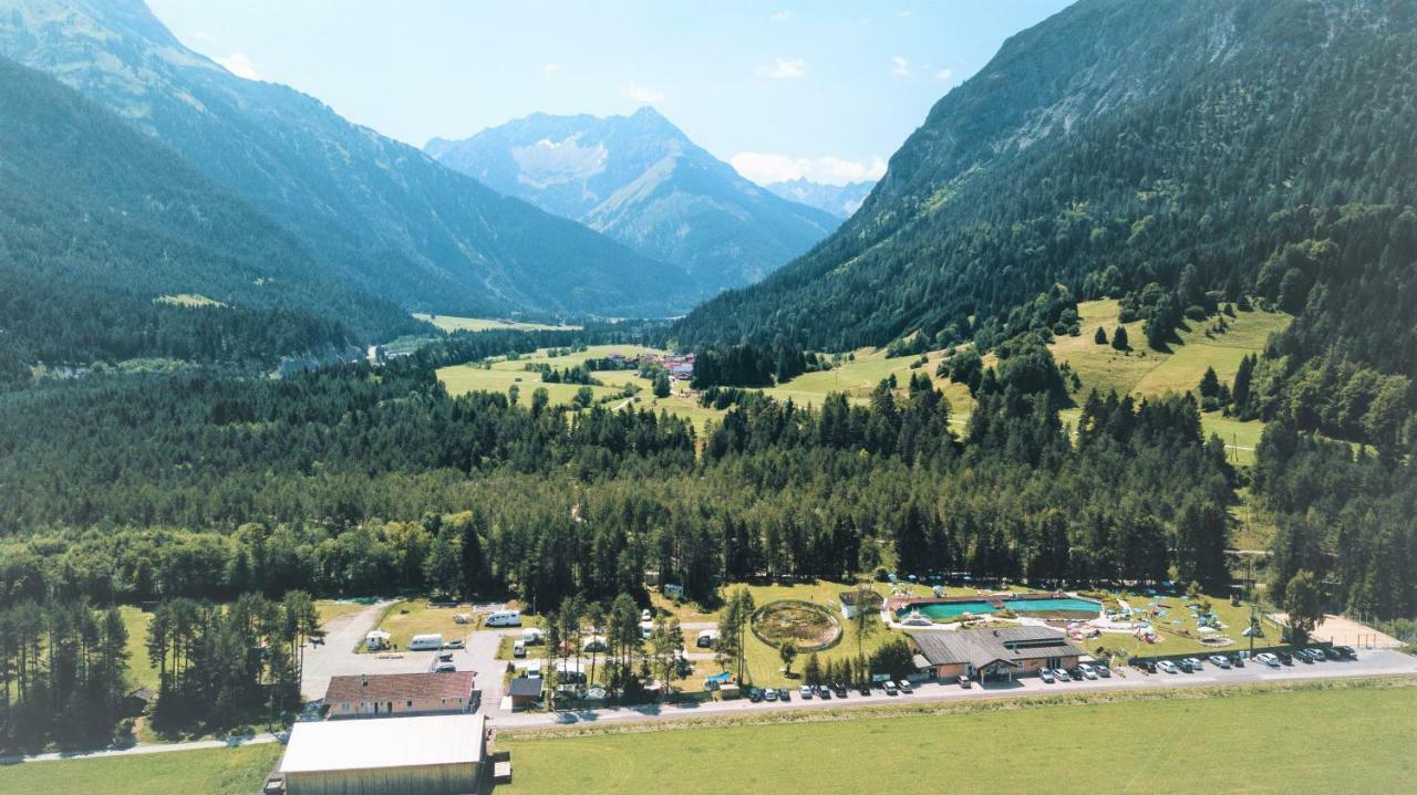 Camping Lechtal Hotel Vorderhornbach Exterior photo